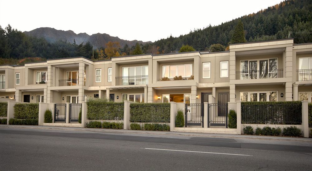 Esplanade Queenstown By Staysouth Exterior photo