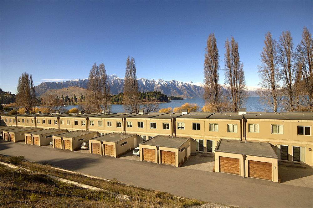 Esplanade Queenstown By Staysouth Exterior photo